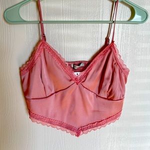 Pink lace croptop